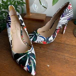 Jessica Simpson Floral Pumps GREAT Condition 5.5/6